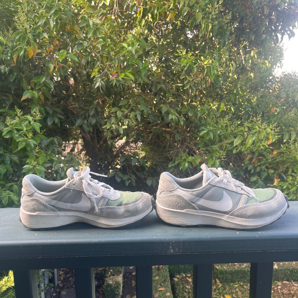 Nike Men Waffle Debut Sneaker (Size: 10 Men)